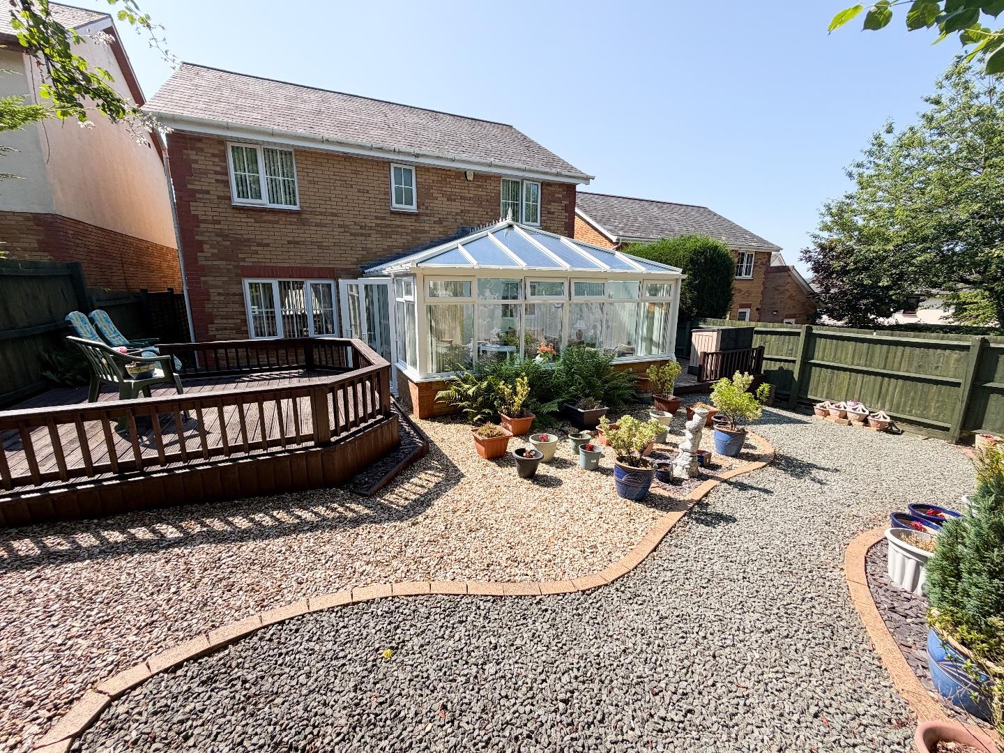Clos Castell Newydd, Bridgend County Borough, CF31 5DR